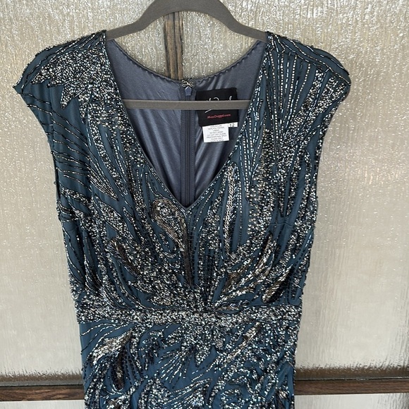 Mac Duggal beaded Cap sleeve gown size 12. NEW $598 sold out - Picture 6 of 17